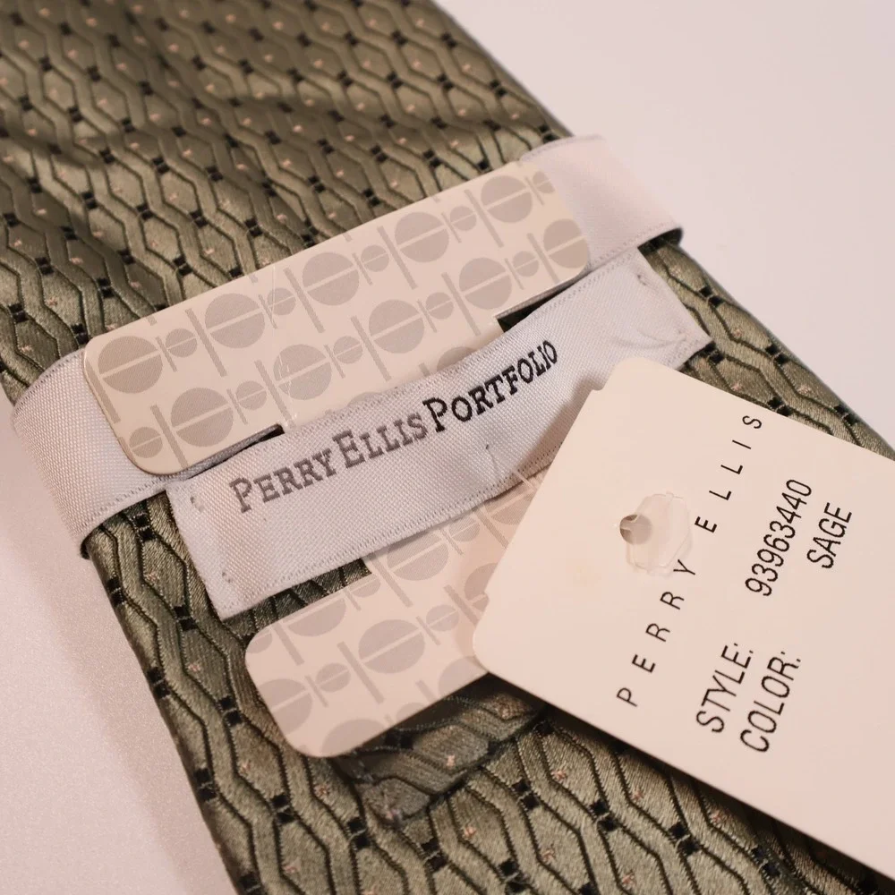 NEW Perry Ellis Portfolio Sage Green Geometric Necktie - Men's Fashion Accessory